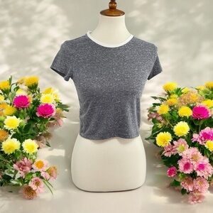 Forever 21 Gray Fitted Tee‎
